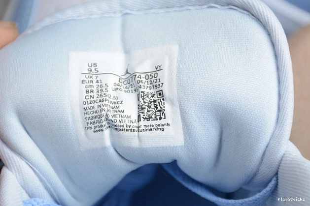 Jordan Low Blue 1 University (W) DC0774-050 0807